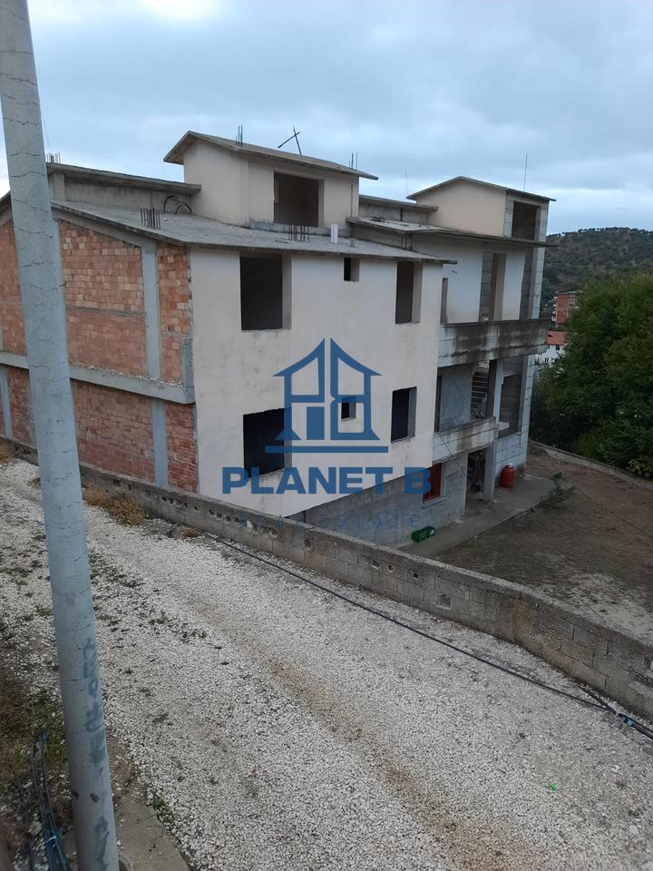 🏡 SHITET PRONË OKAZION – PRANË SPITALIT RAJONAL, VLORË