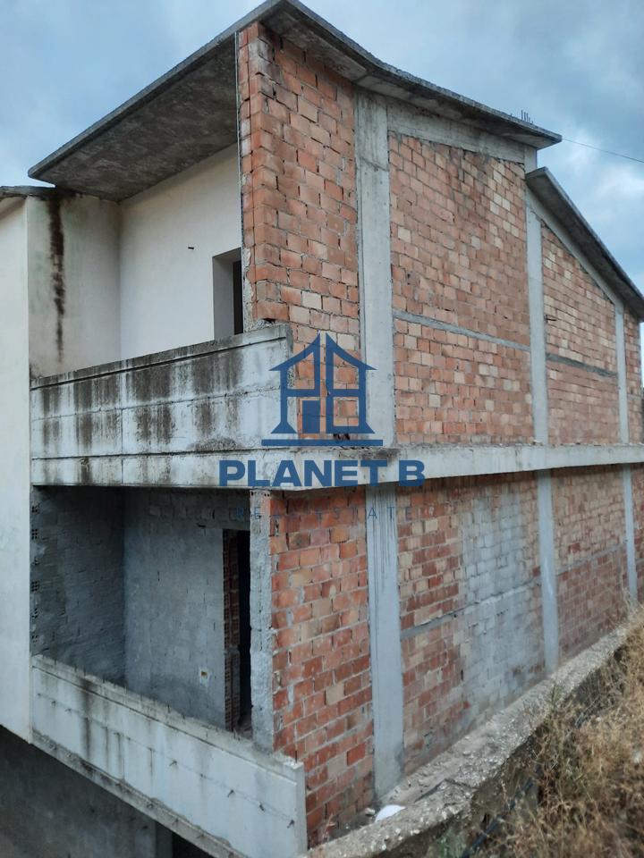 🏡 SHITET PRONË OKAZION – PRANË SPITALIT RAJONAL, VLORË