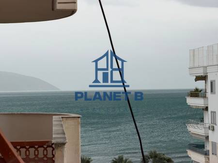 Jepet me Qera Apartamenti 1+1 ne Lungomare,Vlore