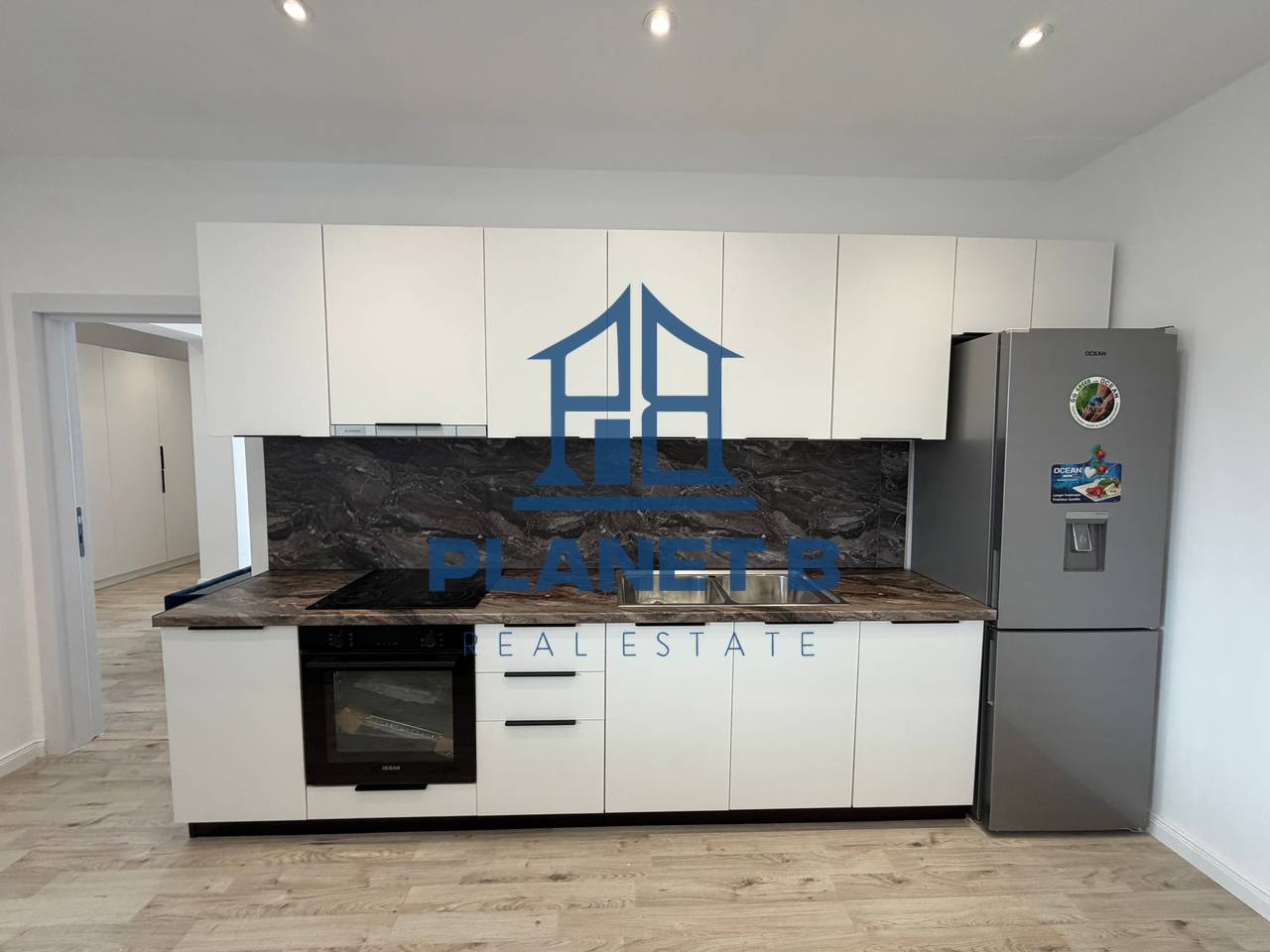 Shitet Apartament 1+1  – Pranë Stadiumit, Vlorë