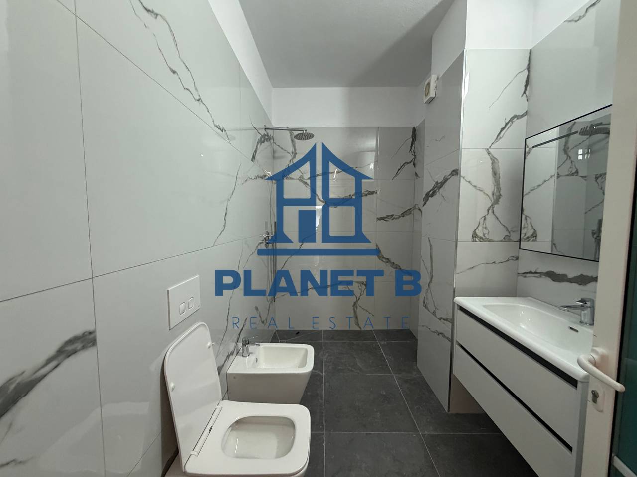 Apartament 1+1 në shitje në Vlorë