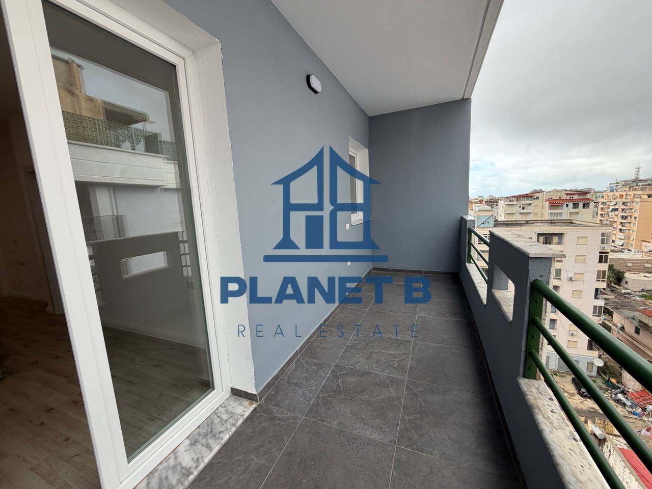 Apartament 1+1 në shitje në Vlorë