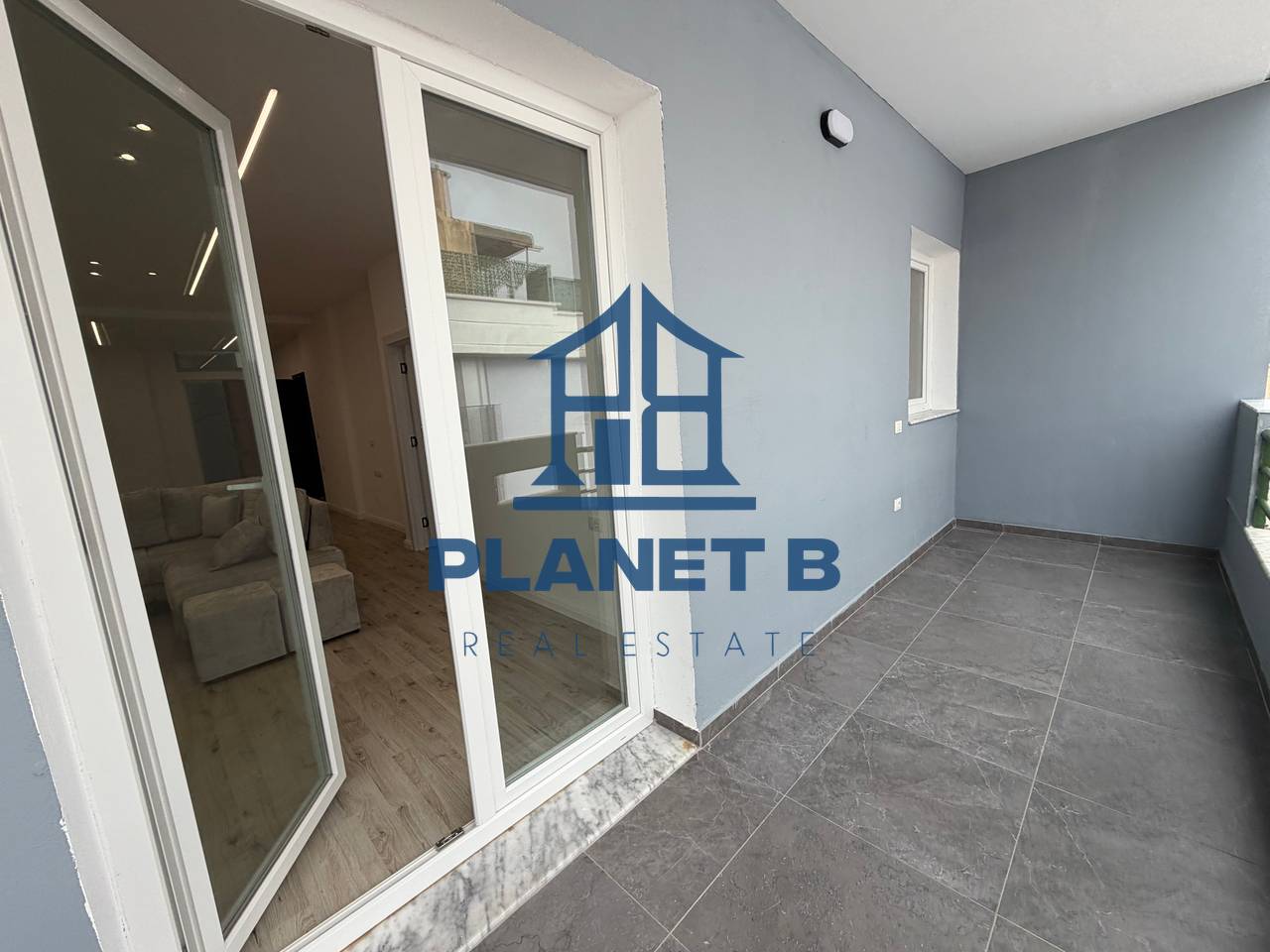 Apartament 1+1 në shitje në Vlorë