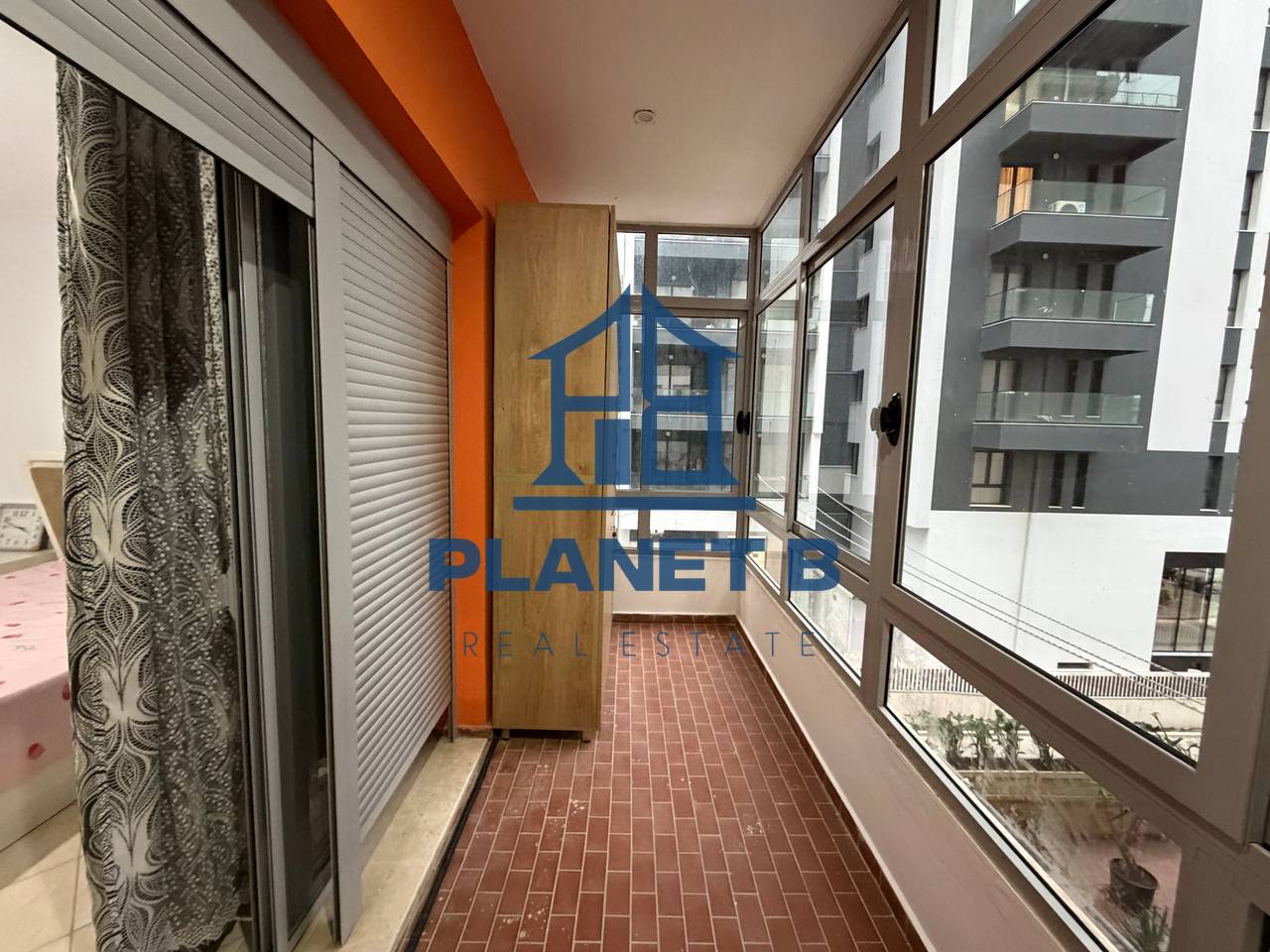 Apartament 2+1 me Qera ne Lungomare,Vlore