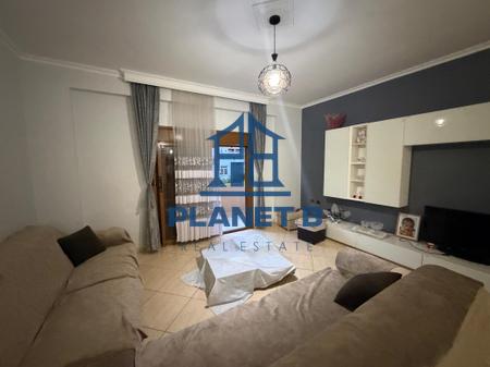 Apartament 2+1+2 Me Qera ne Vlore