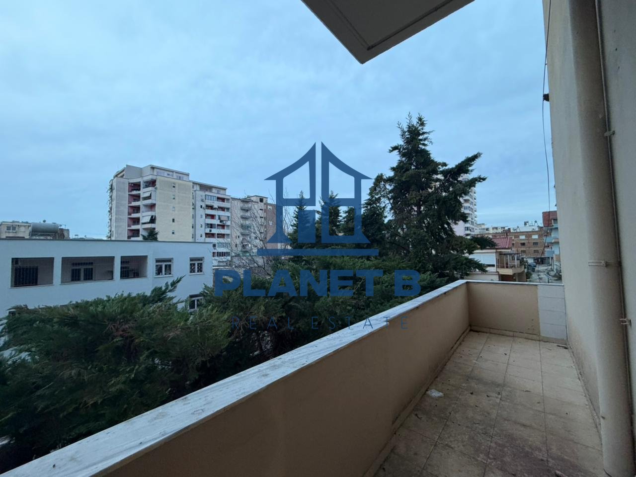 Apartament 2+1+2 Me Qera ne Vlore
