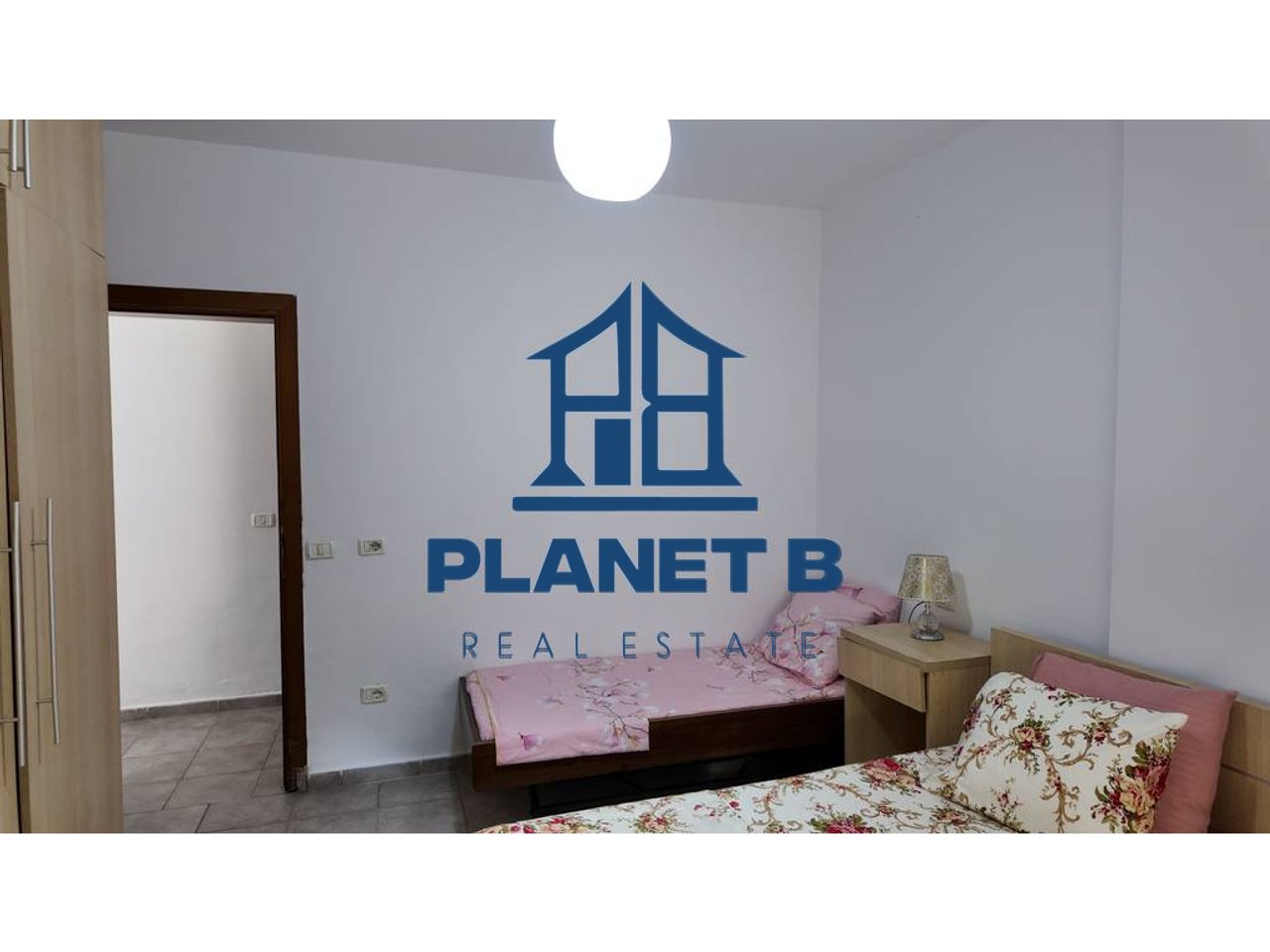 Apartament 1+1 Me Qira në Lungomare, Vlorë - | 54 m²
