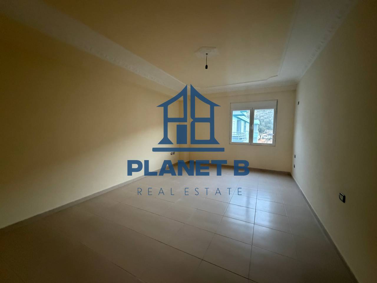 Apartament 2+1  në Shitje – Lungomare, Vlorë