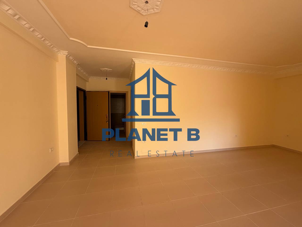 For sale 2+1+2 Bathrooms Apartment in Lungomare