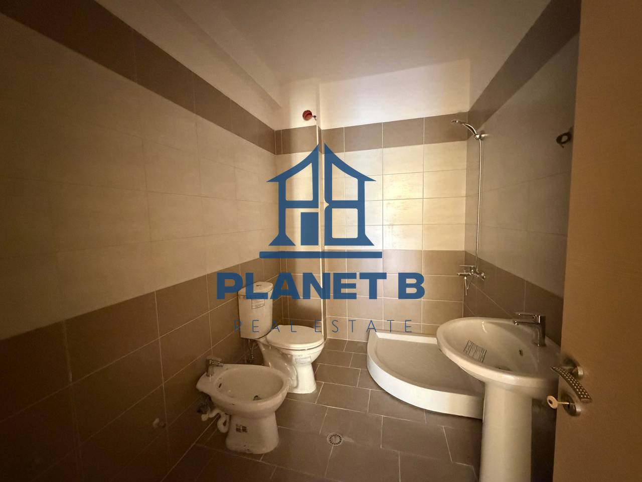 For sale 2+1+2 Bathrooms Apartment in Lungomare