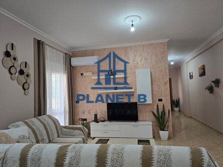 2+1 Apartment for Rent in Lungomare, Vlorë
