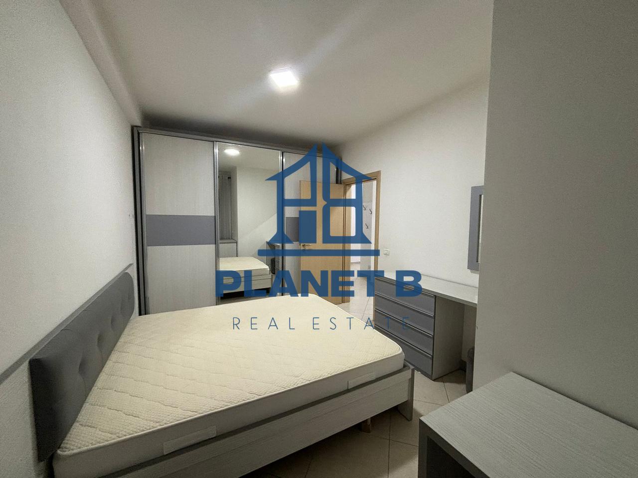 APARTAMENT 2+1+2 Tualete ME QERA TEK ISH- KOMBINATI,VLORË