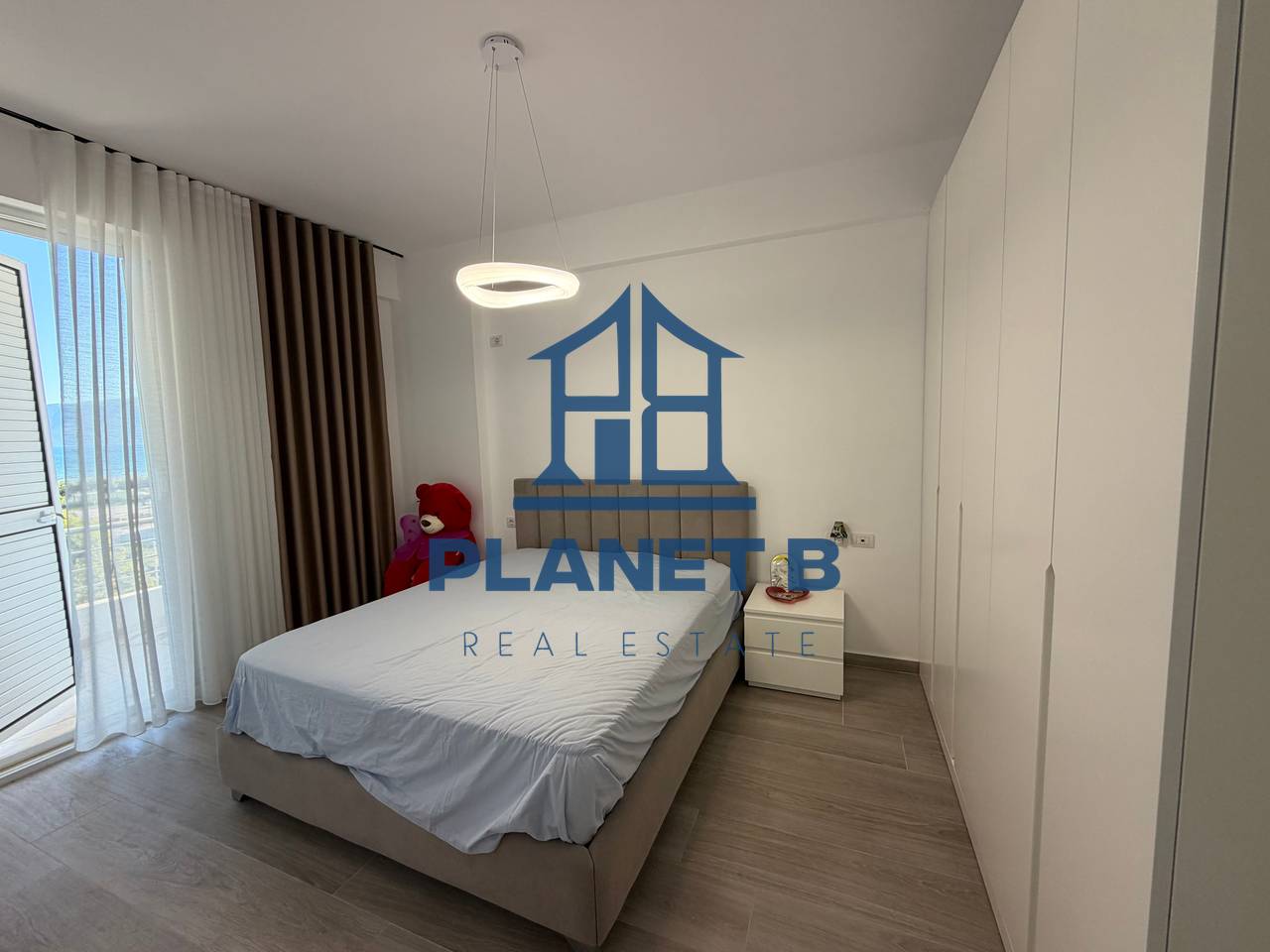 Appartamento di lusso in affitto a Vlorë