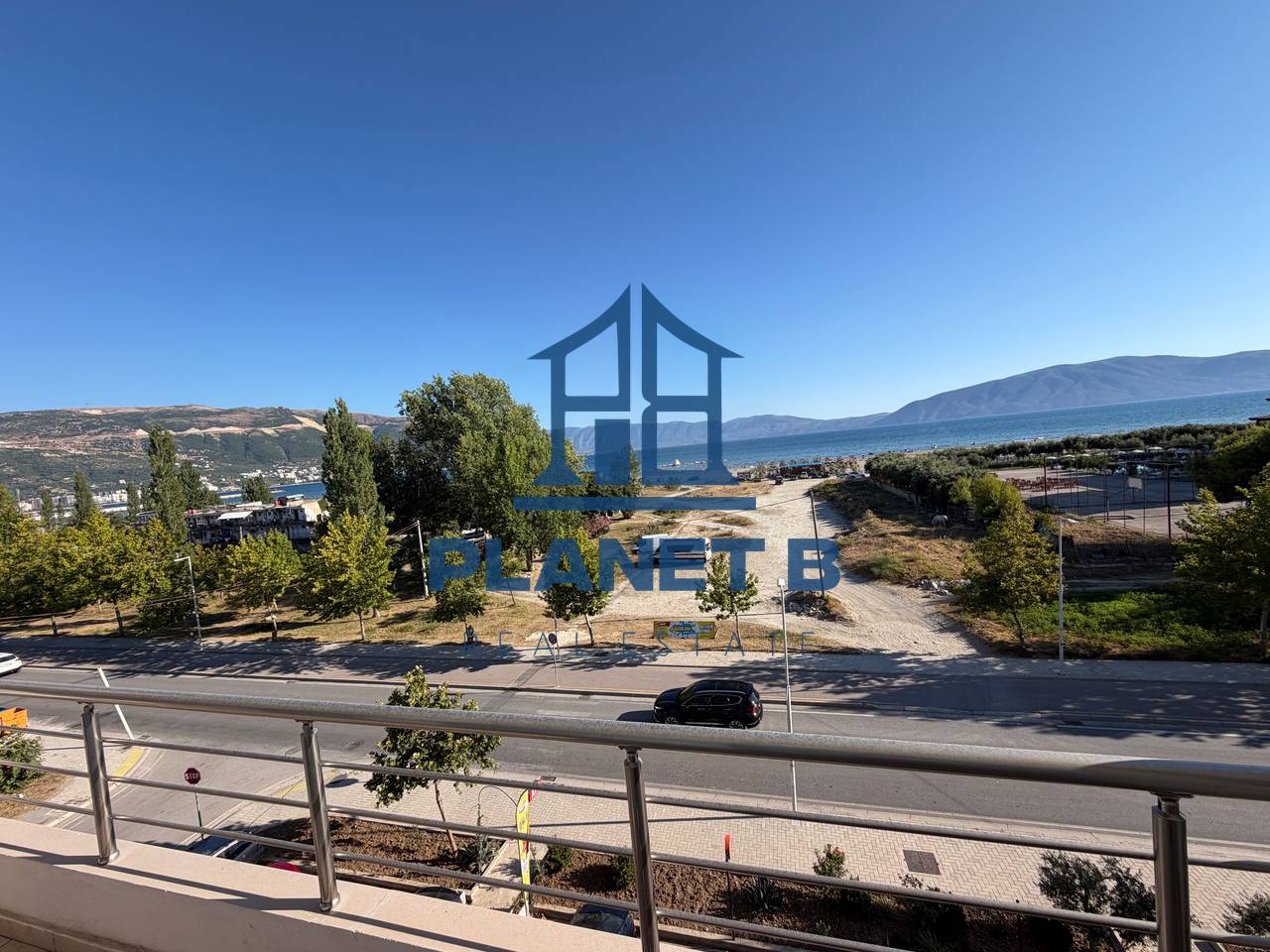 Appartamento di lusso in affitto a Vlorë