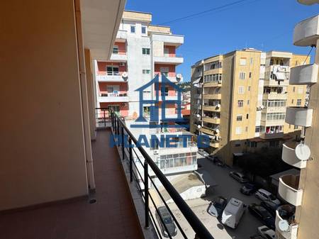 Apartament 2+1 me qira – Vlorë