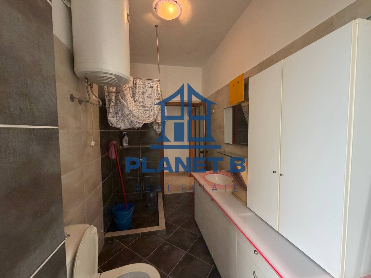 Apartament 2+1 - Vija e Parë në Shitje