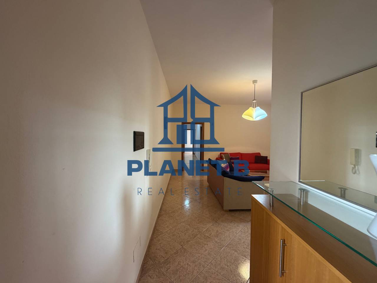 Apartament 2+1 - Vija e Parë në Shitje