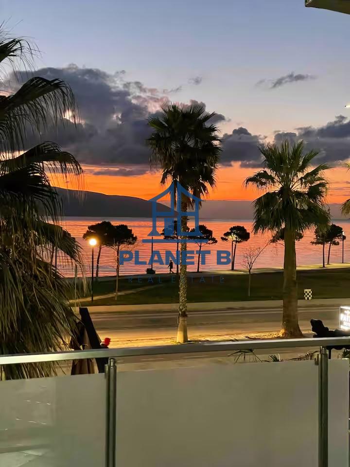 Luxury 2+1 Apartment with Sea View – First Line Lungomare