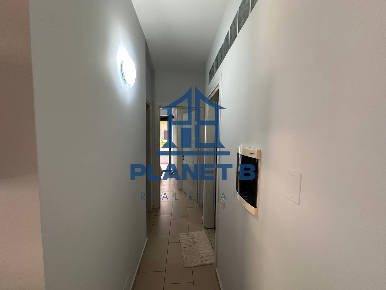 Shitet Apartament 2+1 Tek Uji i Ftohtë,Vlorë