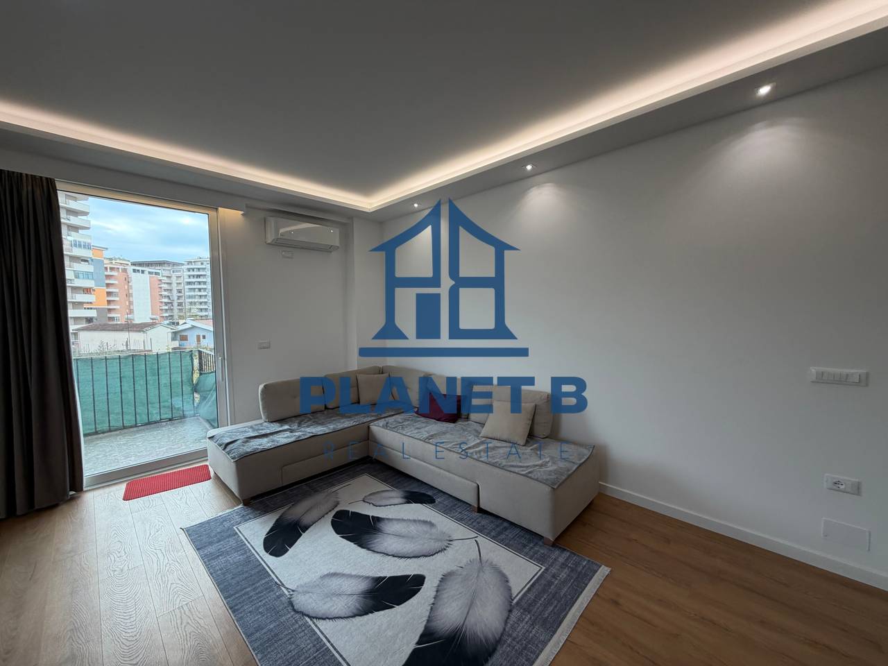 Jepet me qera Apartamenti 2+1+2 Tualete në Skelë,Vlorë