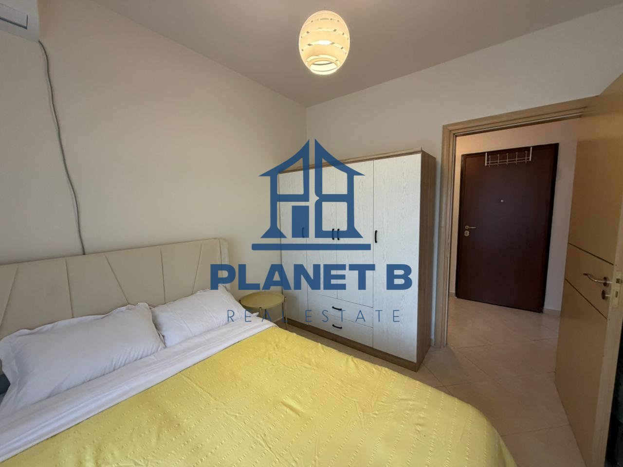 Jepet me qera garsoniere moderne tek Kombinati i Peshkut, Vlorë.