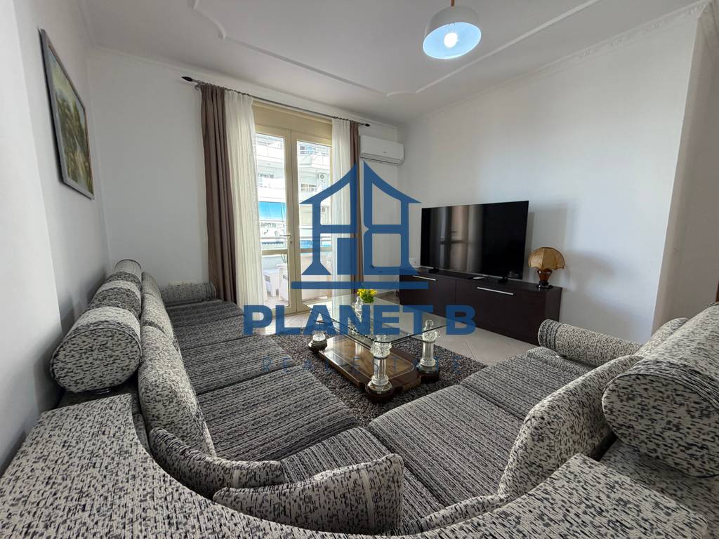 🏡 JEPET ME QIRA APARTAMENT 2+1 – LUNGOMARE, VLORË 🌊