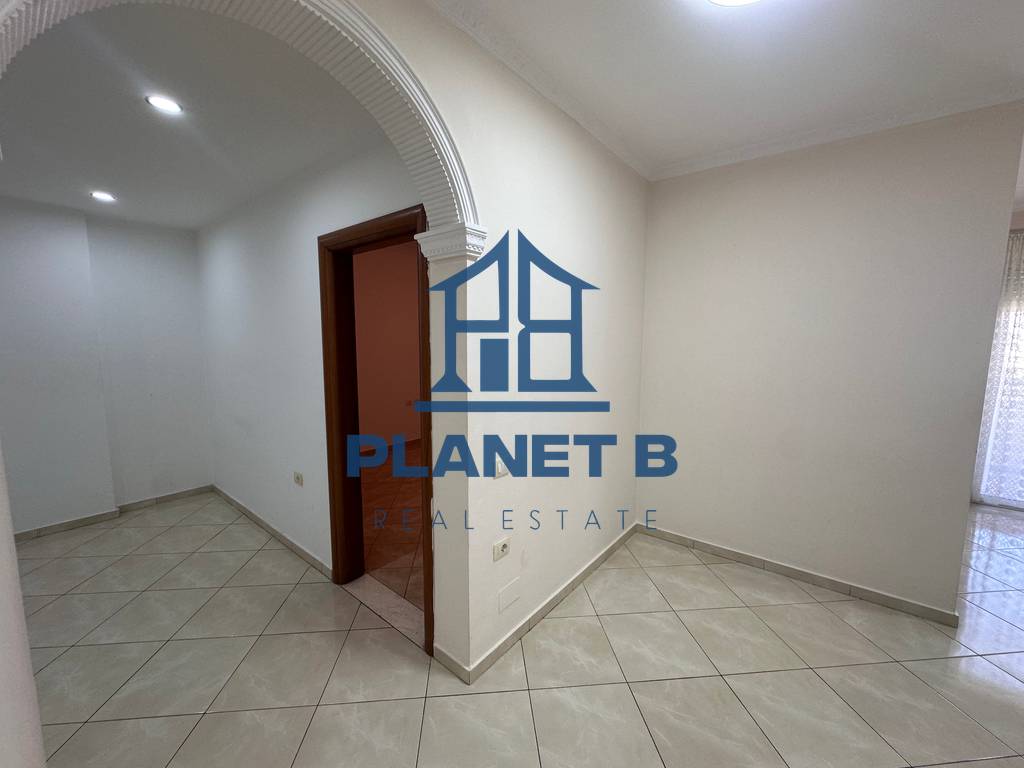 Apartament 2+1+2 tek Rruga e Cipajve ne Vlore