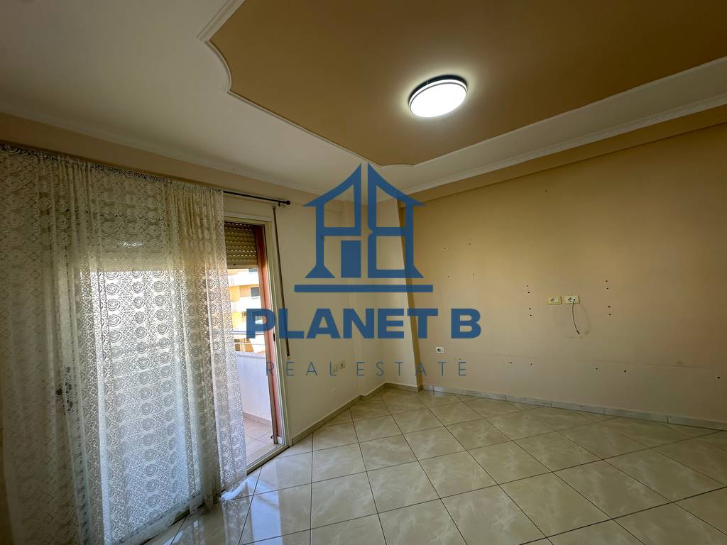 Apartament 2+1+2 tek Rruga e Cipajve ne Vlore