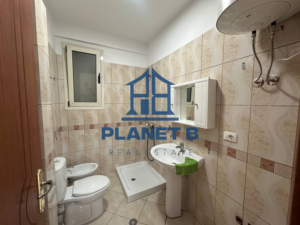 Apartament 2+1+2 tek Rruga e Cipajve ne Vlore