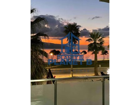 Appartamento di lusso 2+1 con vista mare – Prima linea Lungomare