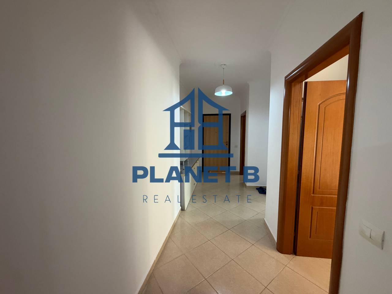 🏡 2+1 APARTMENT FOR RENT – LUNGOMARE, VLORA 🌊