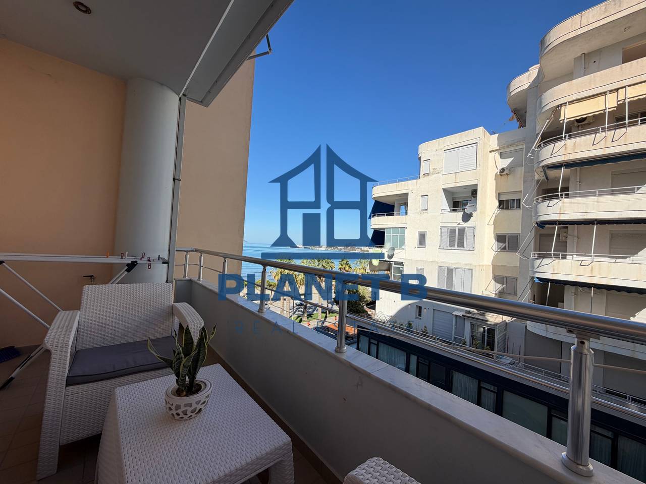 🏡 2+1 APARTMENT FOR RENT – LUNGOMARE, VLORA 🌊