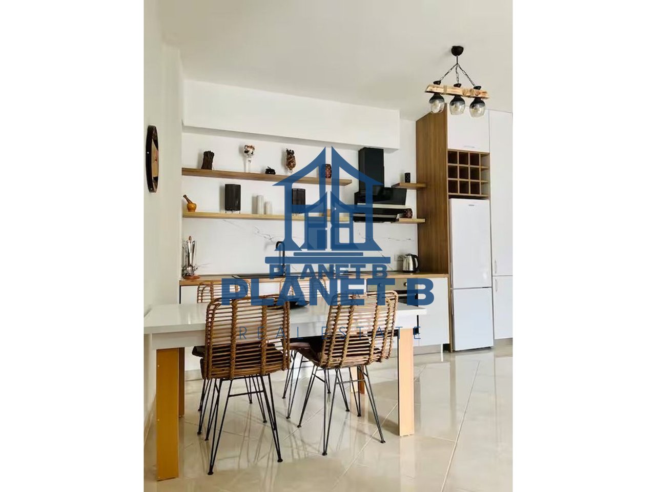 Apartament luksoz 2+1 me pamje nga deti – Linja e parë Lungomare