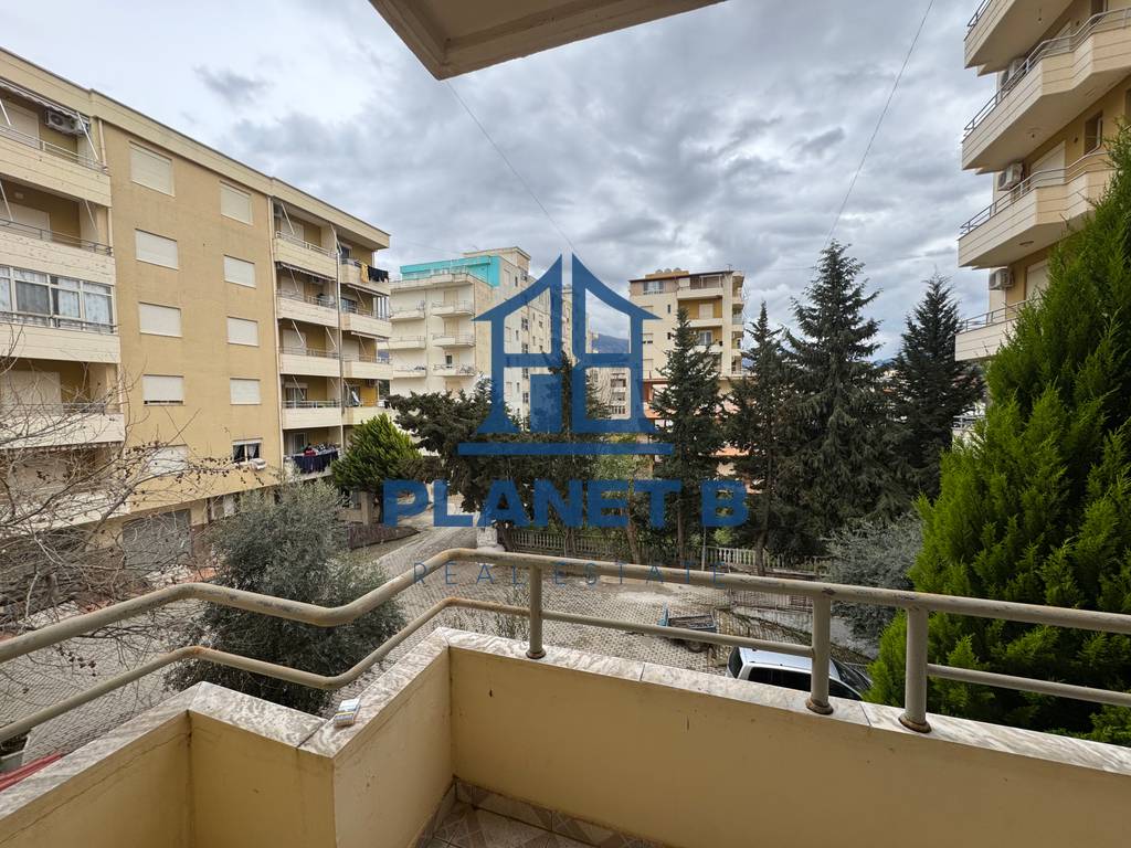 Shiten 2 Apartamente Në Orikum,Vlorë