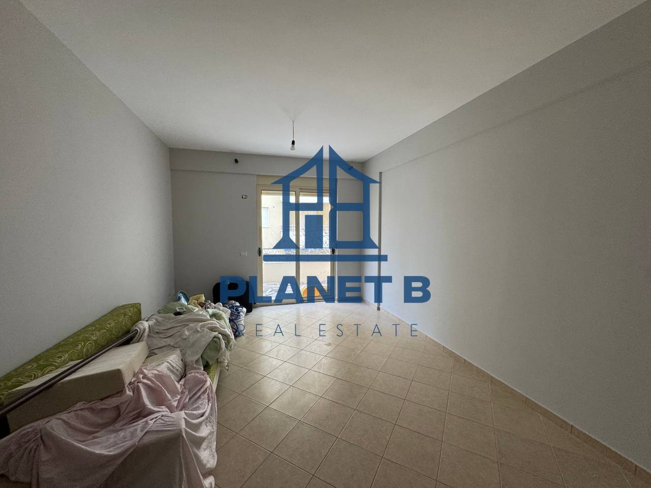 Vendesi 2 Appartamenti a Orikum, Vlorë