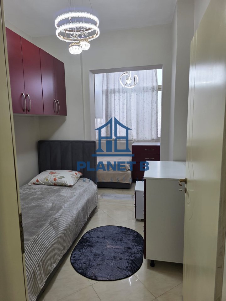 Affittasi Appartamento 2+1 A Vola, Vlora