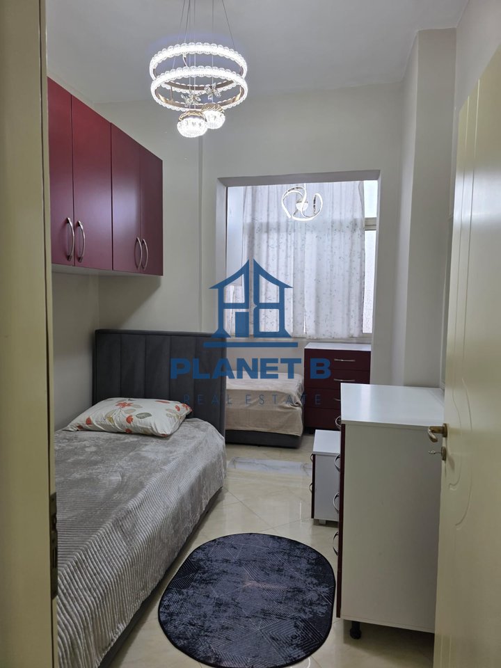 Affittasi Appartamento 2+1 A Vola, Vlora