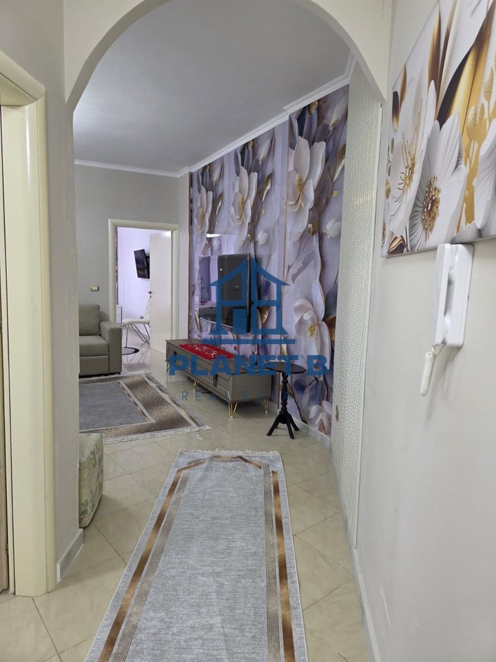 Affittasi Appartamento 2+1 A Vola, Vlora