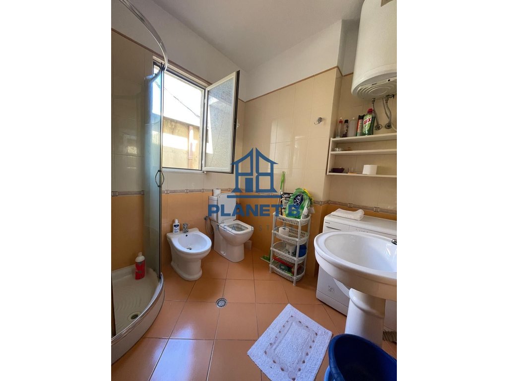 🏠 PAPAFINGO ME QIRA – VLORË
