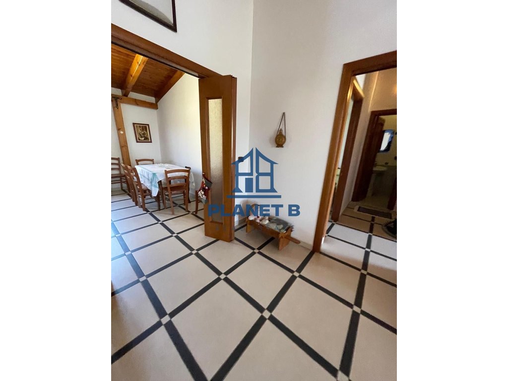 🏠 PAPAFINGO ME QIRA – VLORË