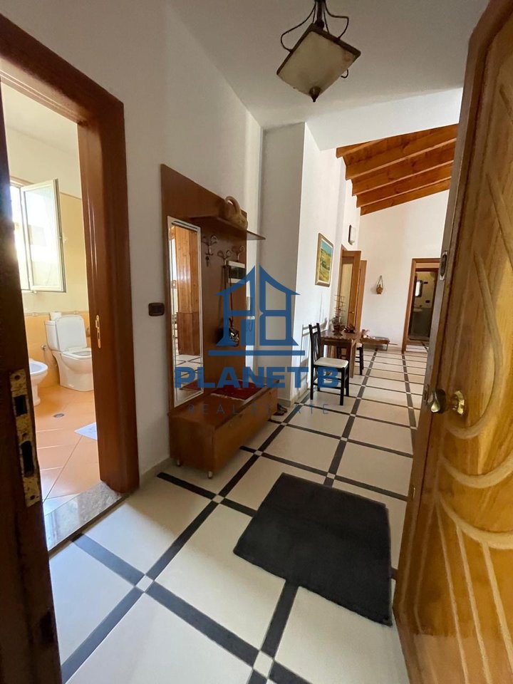 🏠 PAPAFINGO FOR RENT – VLORË