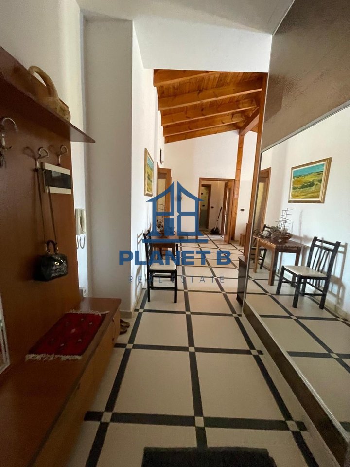 🏠 PAPAFINGO FOR RENT – VLORË