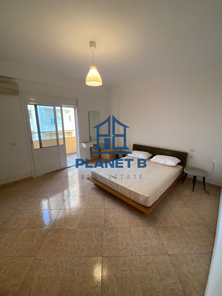 FOR RENT 2+1 APARTMENT – FIRST LINE, LUNGOMARE, VLORA