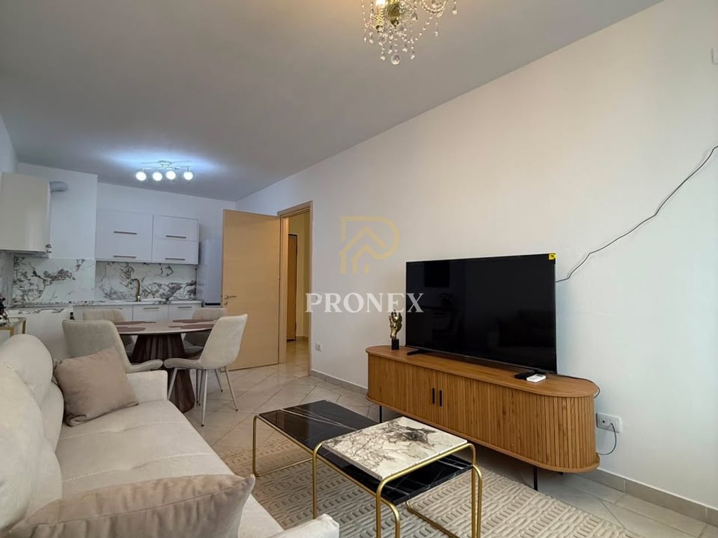 Apartament 2+1 me qira tek Kompleksi Magnet, 21 Dhjetori