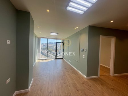 Zyre 2+1 me qira tek Lake View Residence