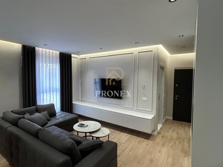 Apartament luksoz 1+1 me qira tek Rruga e Dibres