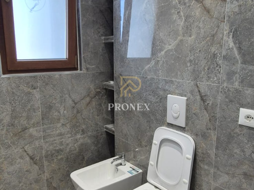 Shitet apartament 2+1 prane Rruges Irfan Tomini