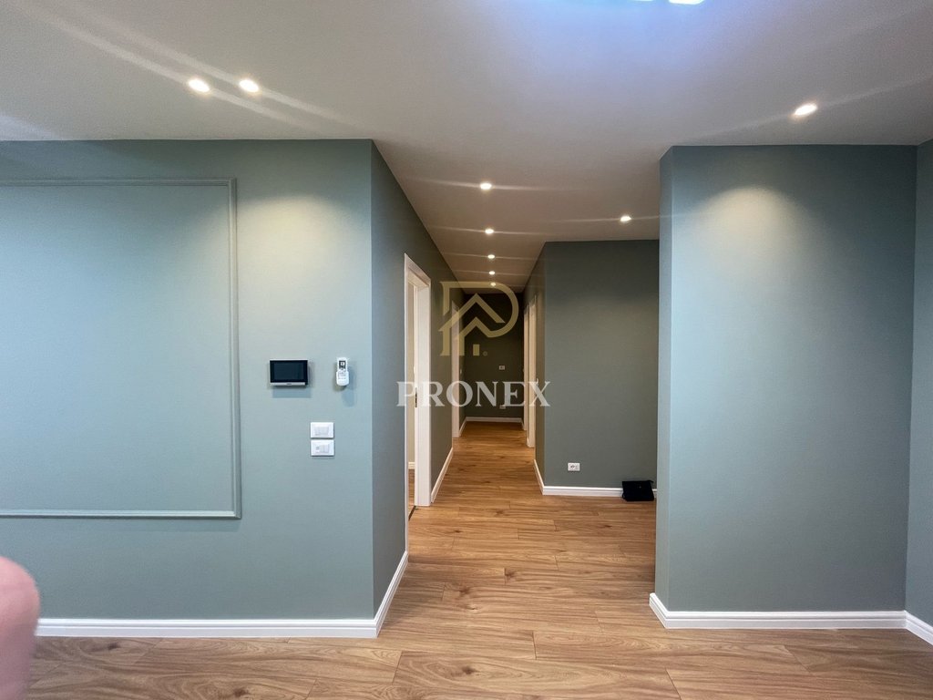 Zyre 2+1 me qira tek Lake View Residence