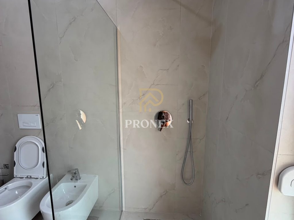 Apartament 1+1+parkim me qira ne Ali Dem