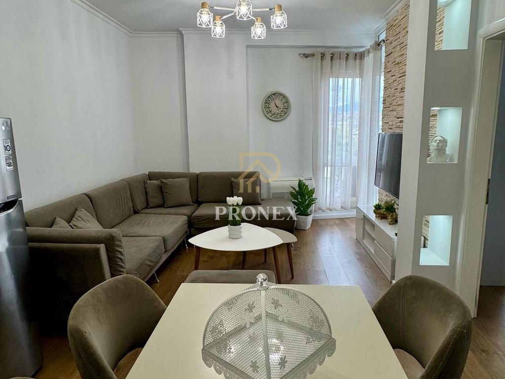 Apartament me qera 2+1 tek Fusha e Aviacionit